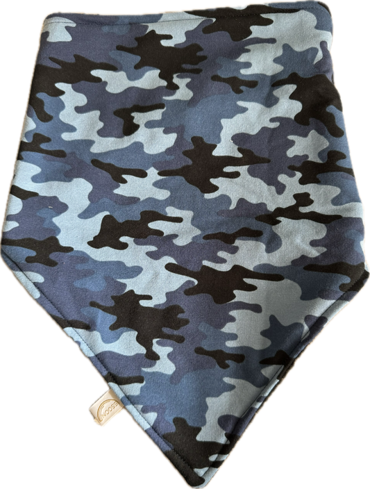 Kwijlsjaal Nooss – Blauw/grijze camouflage